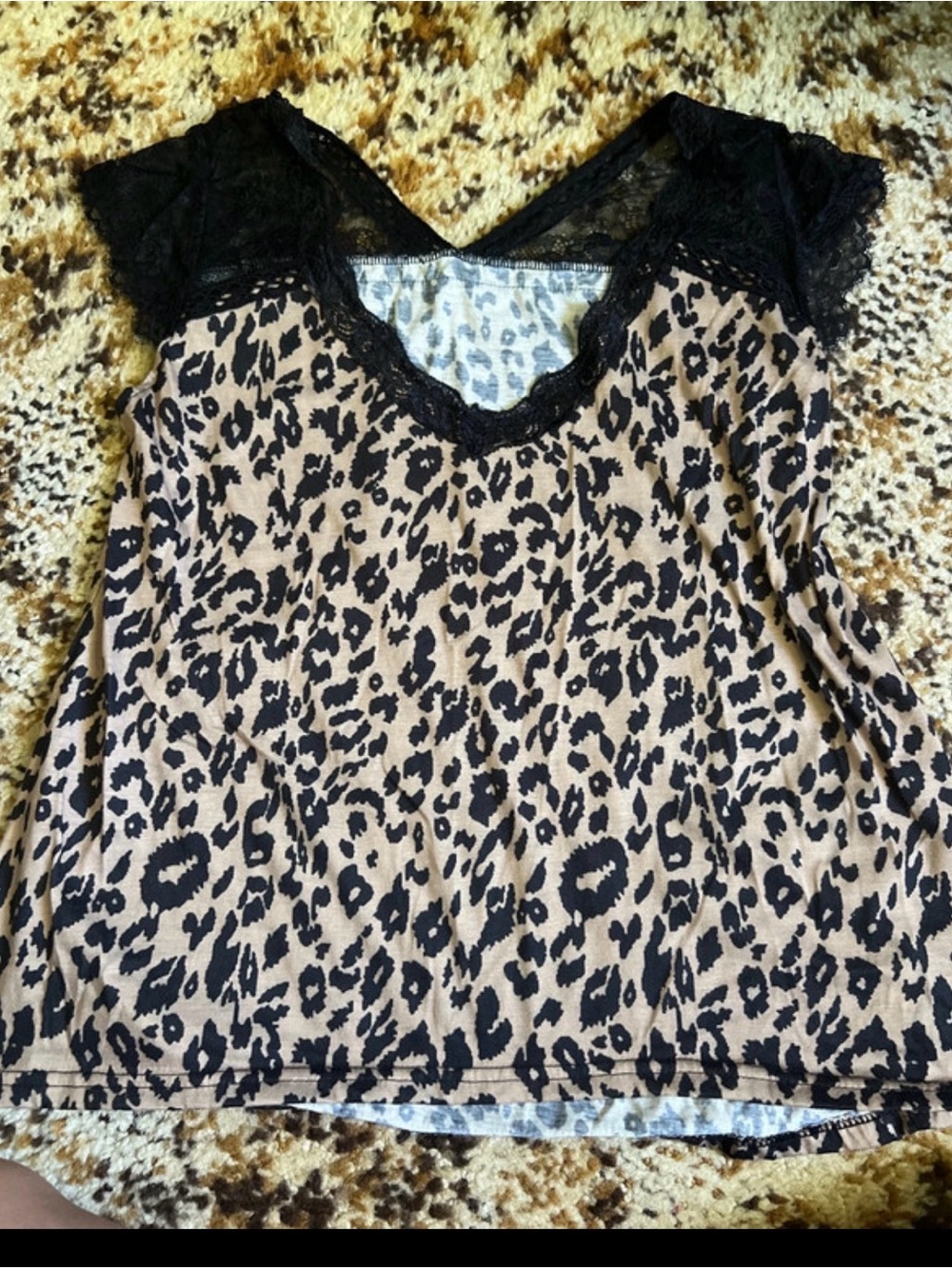 Lace-Trim Leopard Print V-Neck Women’s Top - Black/Tan
